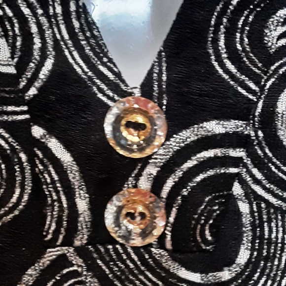 Maccine Retro Black & White Polo Style Top - Picture 2 of 5